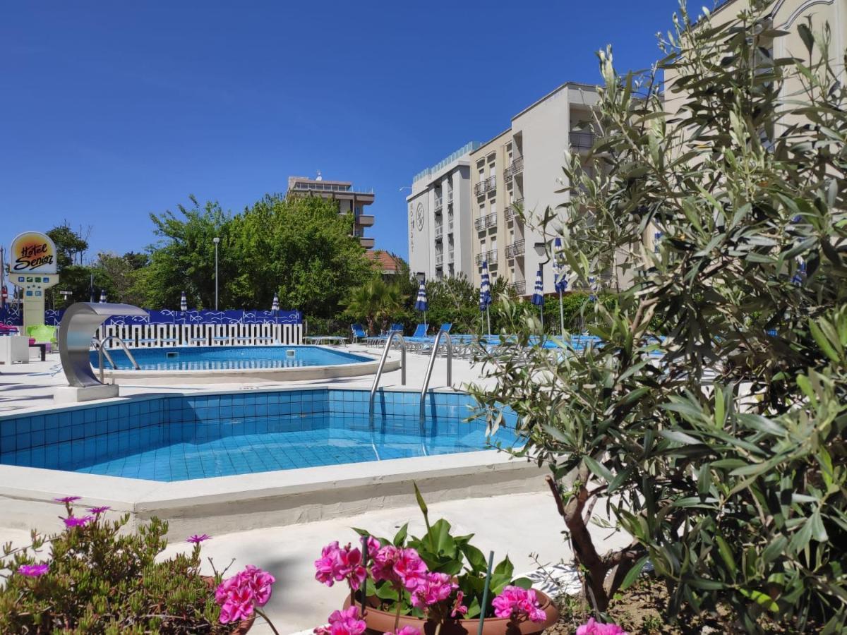Hotel Senior Κατόλικα Εξωτερικό φωτογραφία
