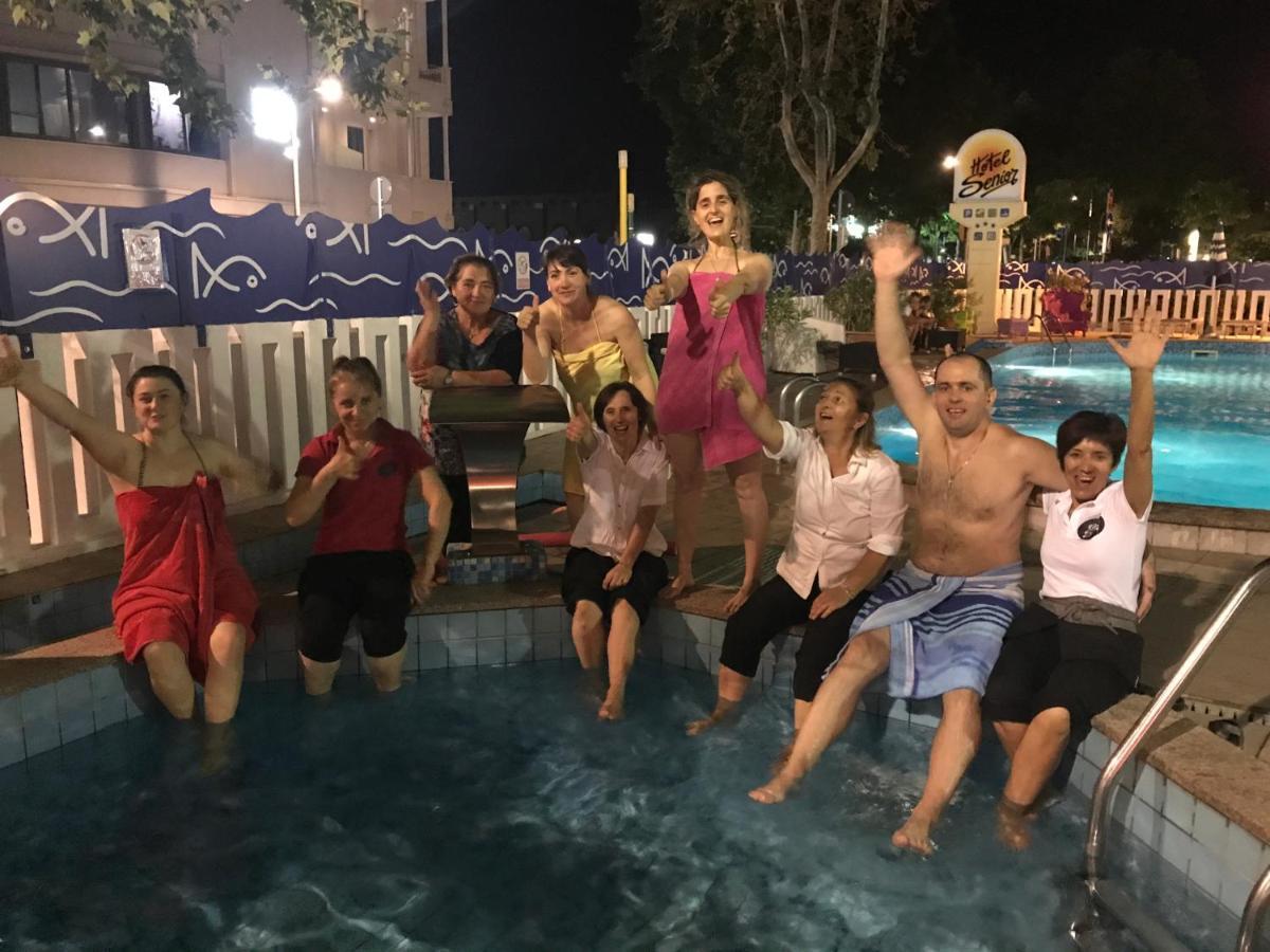 Hotel Senior Κατόλικα Εξωτερικό φωτογραφία