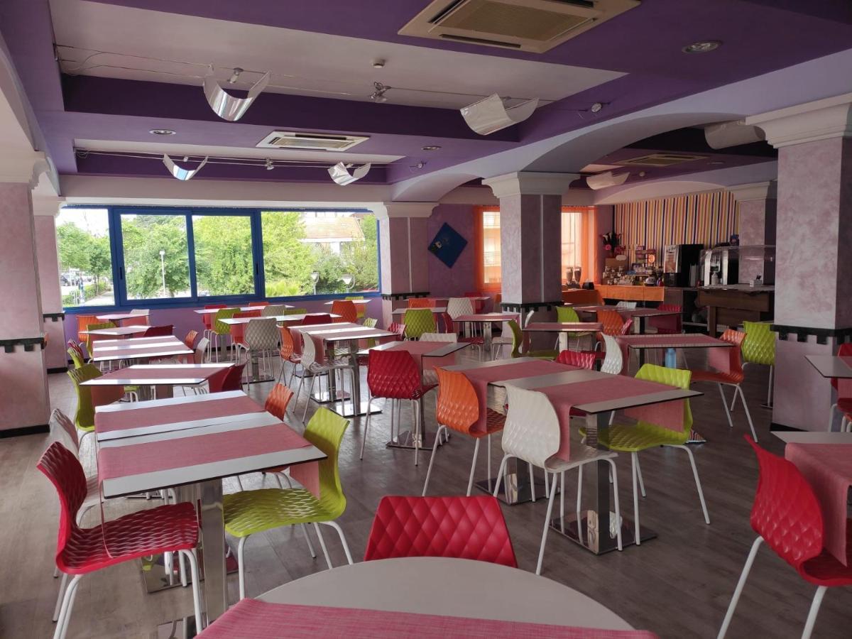 Hotel Senior Κατόλικα Εξωτερικό φωτογραφία
