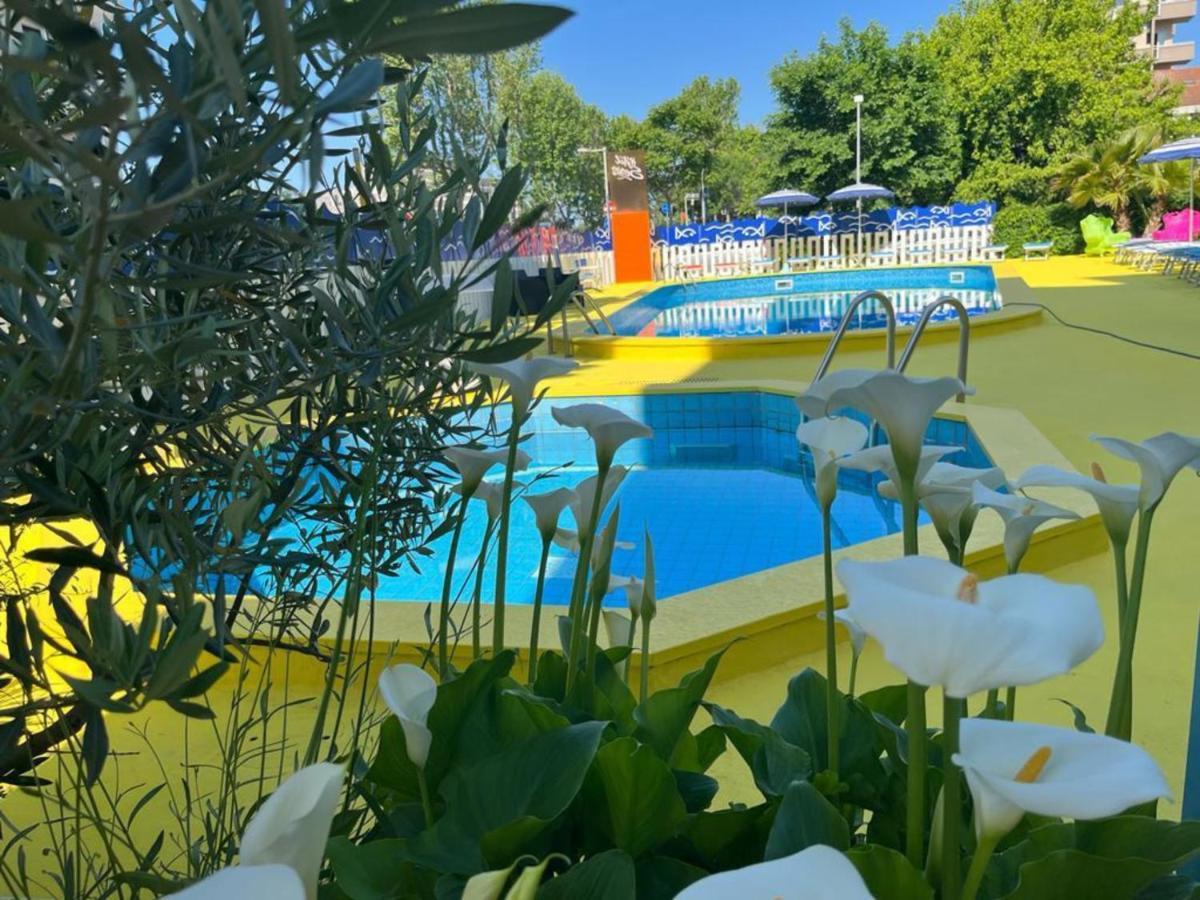 Hotel Senior Κατόλικα Εξωτερικό φωτογραφία